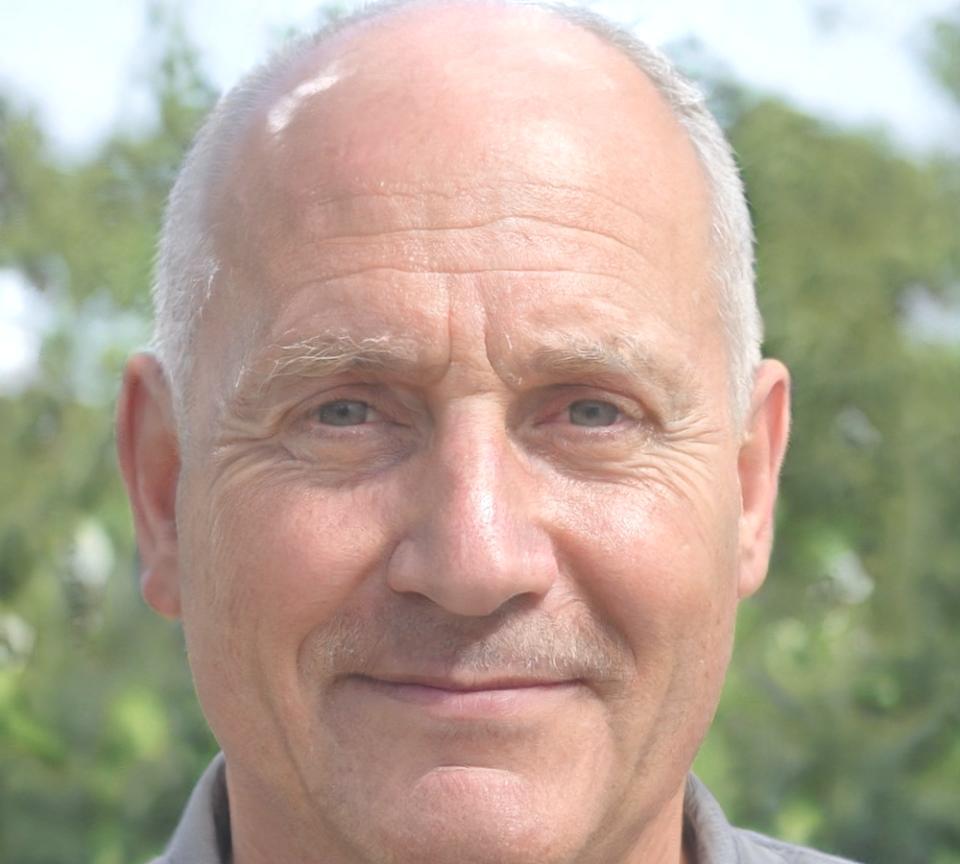 Portrait von Finanzexperte Marcus Hoffmann